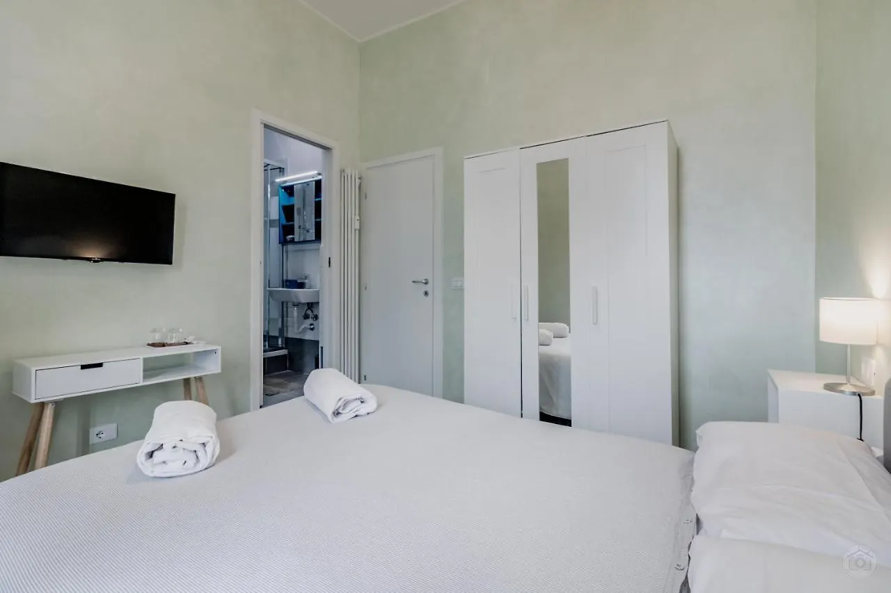 Roma House Piramide Hotel