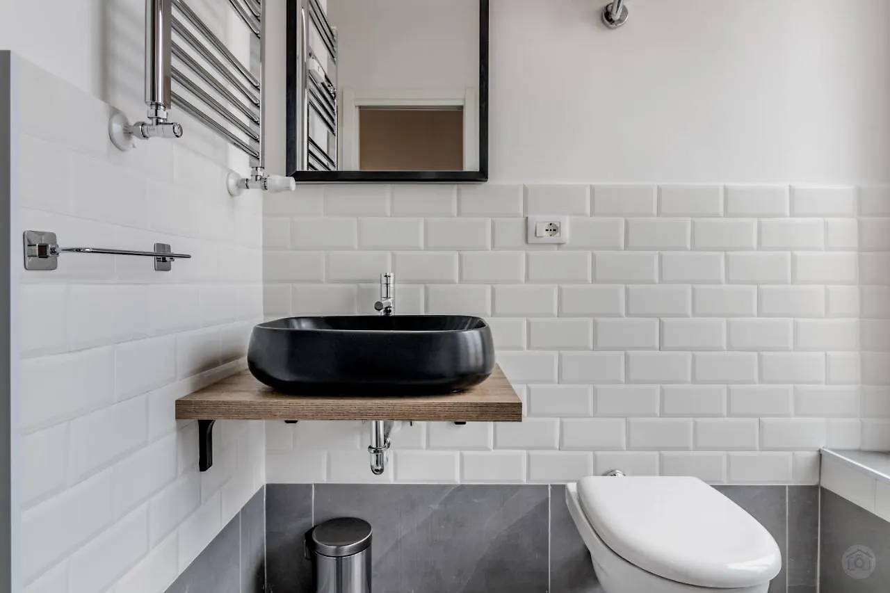 Hotel Roma House Piramide 0*, Rzym