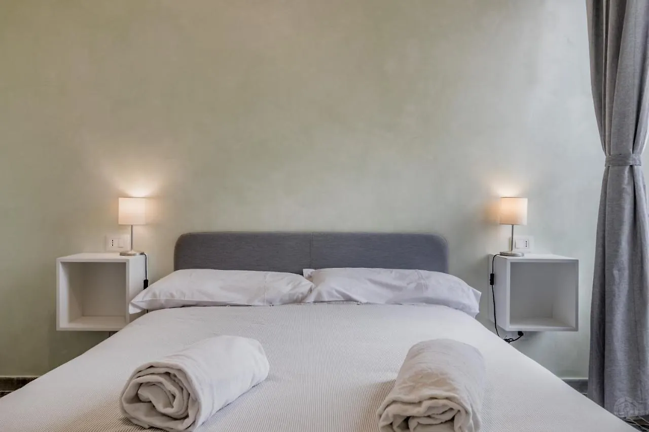 Roma House Piramide Ξενοδοχείο